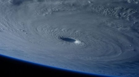 Astronavtlar qasırğanın görüntülərini çəkdi