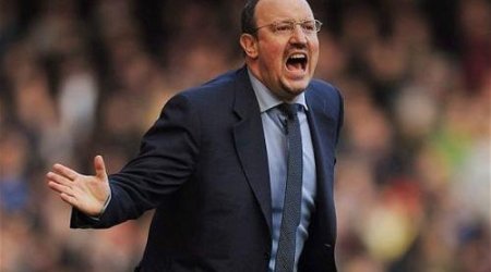 “Napoli” Beniteslə yolları ayırır