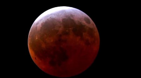 NASA показало лунное затмение