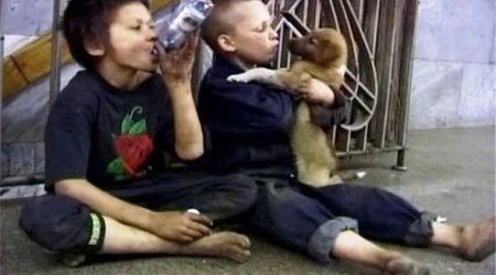 Дети с бакинских улиц