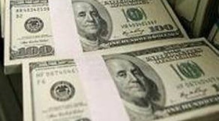 Azərbaycanda dollar bahalaşdı