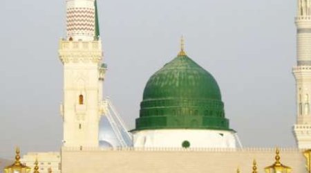 İlham Əliyev Peyğəmbər məscidini ziyarət etdi