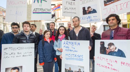 Проживающие в Лондоне азербайджанцы провели пикет