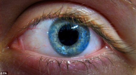 Why DOES your sight get worse with age?