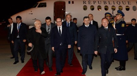 Fransua Olland Azərbaycanda