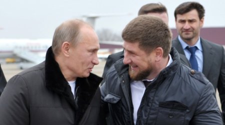 Putin Kadırovu yanına aparır