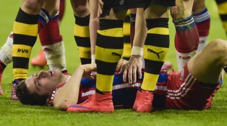 Bayern injury shock: Robert Lewandowski 'could miss rest of season with broken jaw'