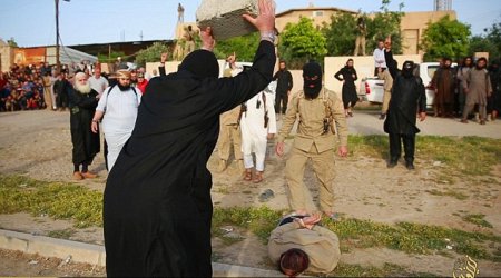 ISIS carries out one of its worst executions yet