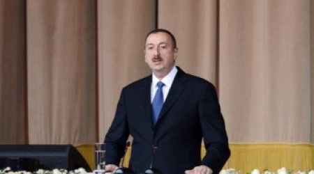 İlham Əliyev: “Azərbaycan “Holland sindromu”na məruz qalmadı”