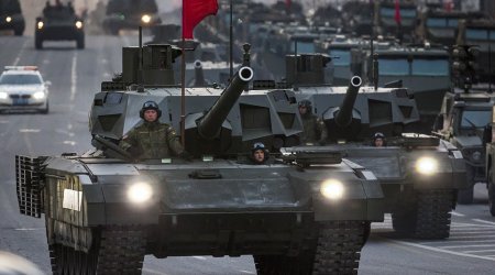 Russia shows off new high-tech tank