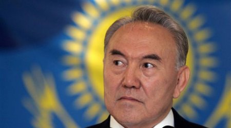 Nursultan Nazarbayev azərbaycanlını təltif etdi