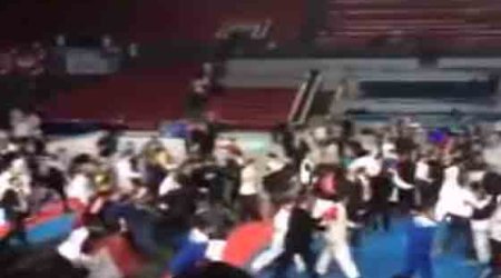 Azərbaycan və Ermənistan karateçiləri arasında baş vermiş davanın təfərrüatları - VİDEO