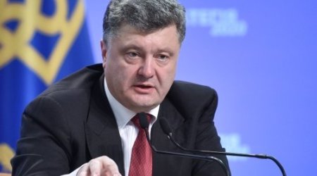 Poroşenko: Donetsk hava limanı geri qaytarılacaq