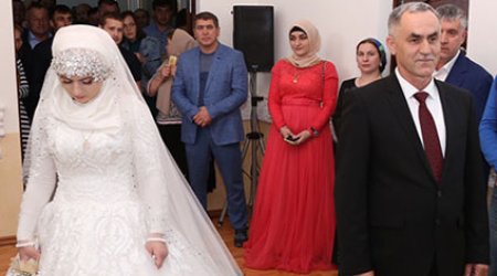 Президент станцевал лезгинку