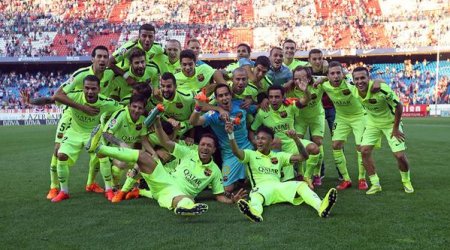 Как футболисты «Барселоны» праздновали чемпионство