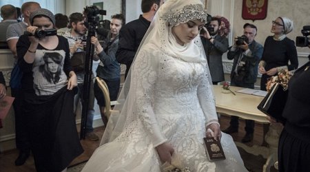 Outraged Chechens post Instagram selfies in protest at top official
