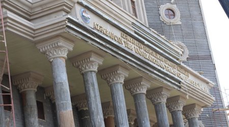 Медуниверситет остался без облицовки
