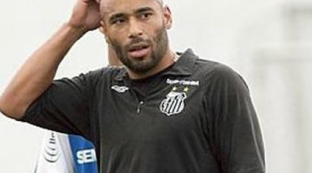 Rivaldo Pelenin oğlunu qovdu