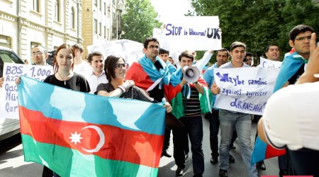 Azeri youth groups picket EU, UK embassies in Baku