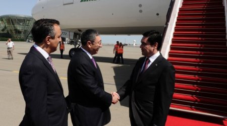 Türkmənistan Prezidenti Bakıya gəldi