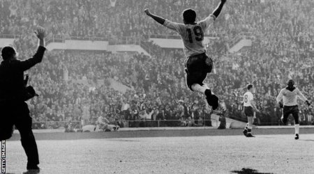 Two-time Brazilian World Cup-winning midfielder dies at 82