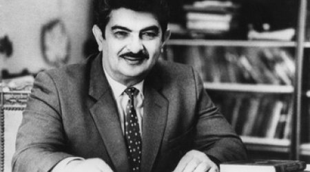 E-kitab: Altay Məmmədov: Anam qocalmışdı – HEKAYƏ