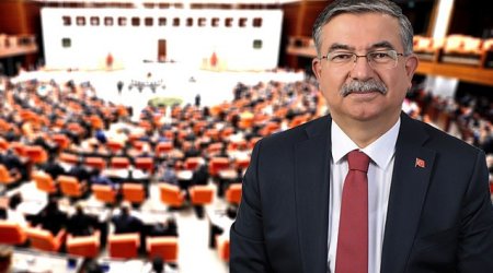 İsmət Yılmaz Türkiyə parlamentinin sədri seçildi