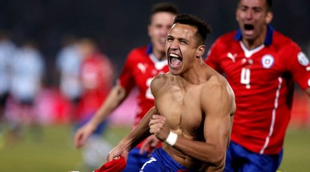 Alexis Sanchez a contender to become next Premier League Player of the Year