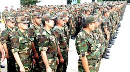 Hərbi qulluqçuların ehtiyata buraxılmaması məsələsinə aydınlıq gətirildi