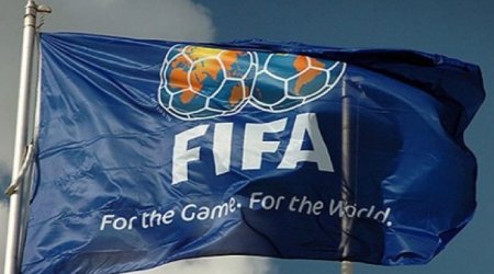 Сборная Азербайджана совершила подъём