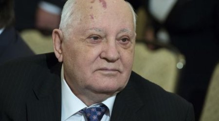 KİV: Mixail Qorbaçov iflic oldu