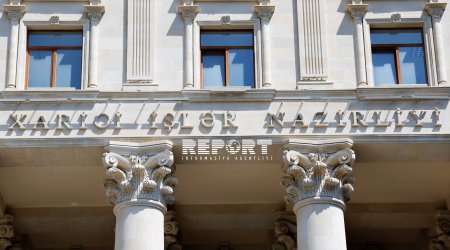 XİN Azərbaycan jurnalistlərini təbrik edib