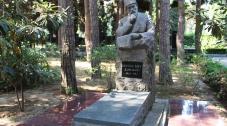 140 ilin fədailəri: peşəsi uğrunda ölən jurnalistlərimiz - FOTOLAR