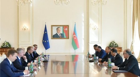 İlham Əliyev Donald Tuskla görüşdü - FOTOLAR