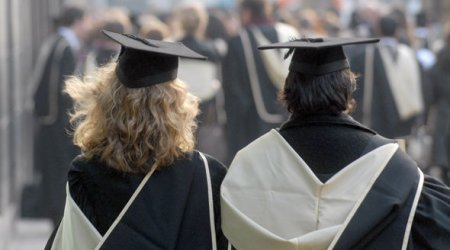 Абитуриенты, набравшие 700 баллов