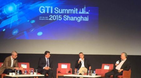 Azqtel president attends Mobile World Congress in Shanghai