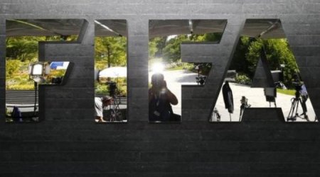 ФИФА начала внутреннее расследование коррупционного скандала