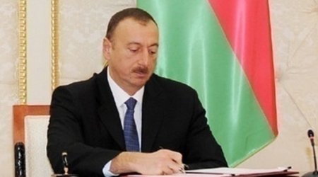 Prezident “Avtomobil nəqliyyatı haqqında” qanuna dəyişiklikləri təsdiqləyib