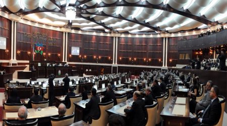 Azərbaycanda 20 ildir deputat olanlar yenidən namizədliklərini irəli sürəcəklərmi? - SORĞU