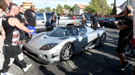 Floyd Mayweather pulls up to work in $4.8 million hypercar