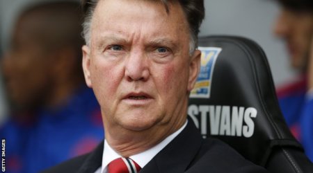 Louis van Gaal: Man Utd not planning any panic signings