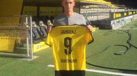 Adnan Januzaj joins Bundesliga side Borussia Dortmund