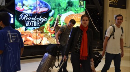 Bu gün FİDE prezidenti Bakıya gəlir