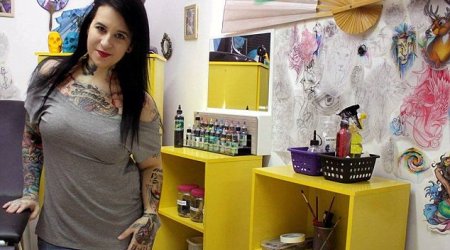 Tattoo artist is helping survivors of domestic abuse cover their scars