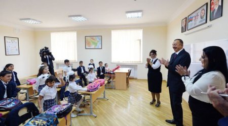 İlham Əliyev 148 nömrəli məktəbdə