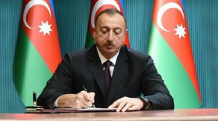 Bir qrup mədəniyyət xadiminə fəxri adlar verilib - SİYAHI