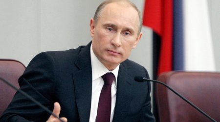 Putin Yaqub Eyyubovu təltif etdi