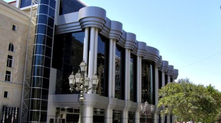 Gənc Tamaşaçılar Teatrının oktyabr ayı üçün repertuarı