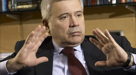 Azərbaycanlı milyarder neftin qiymətinin sabit qalacağını proqnozlaşdırır