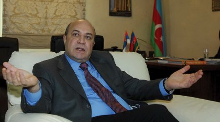 Keçmiş baş prokuror öz yubileyi ərəfəsində yeni kitab çapdan çıxartdı
